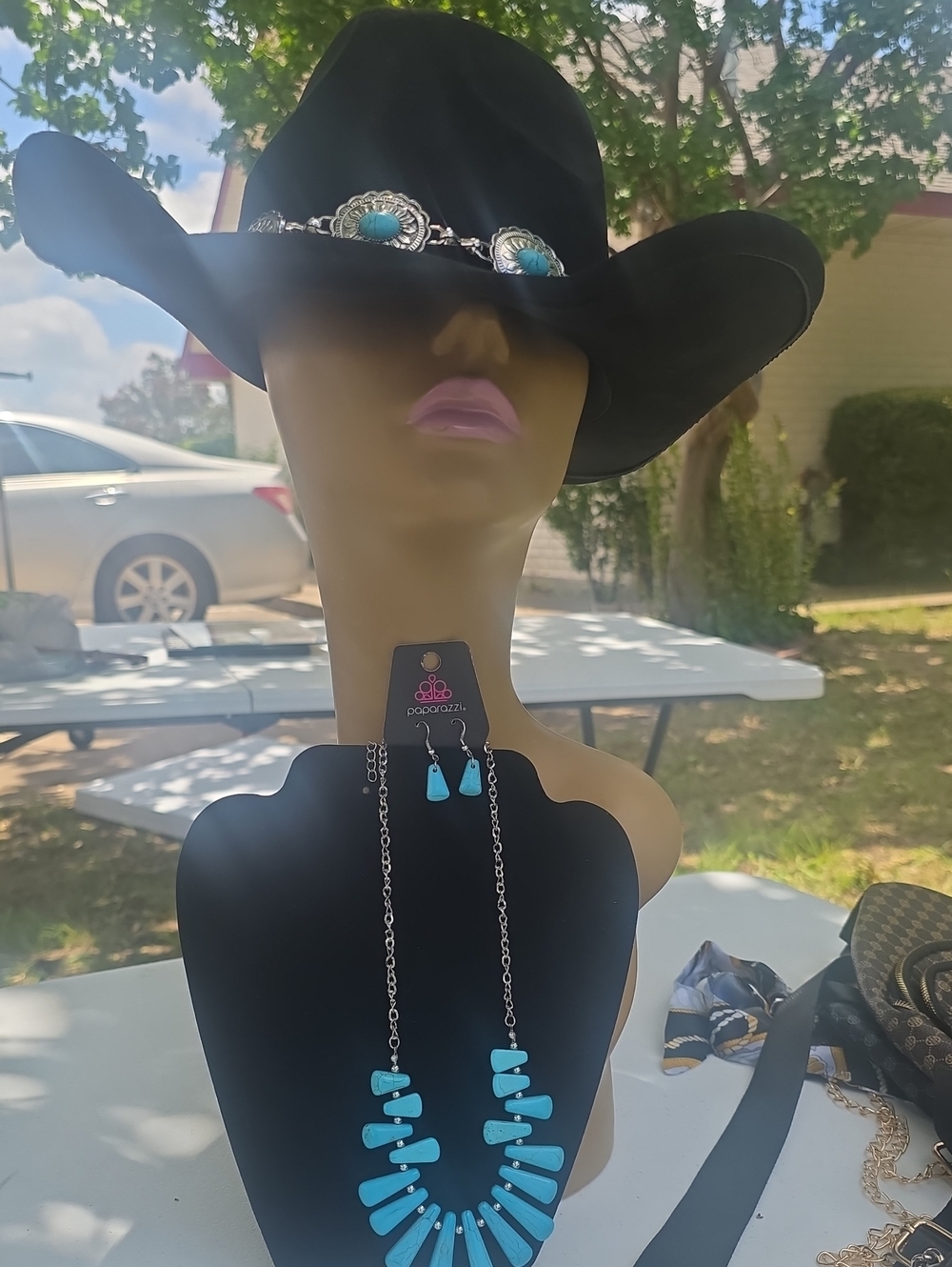 paparazzi Turquoise Statement Bib Necklace with Matching Drop Earrings